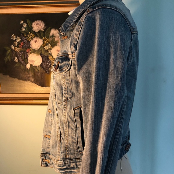 Jean Jacket - Picture 3 of 4